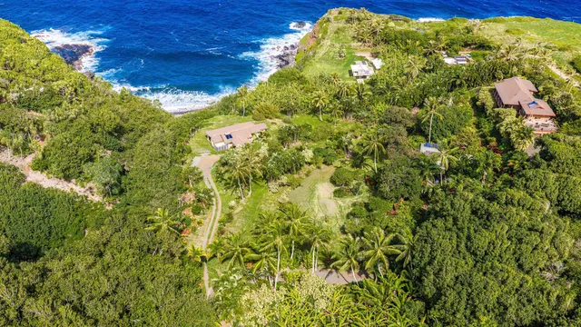 $2,200,000 | 1004 North Honokala Road, Unit B, Haiku, HI 96708
