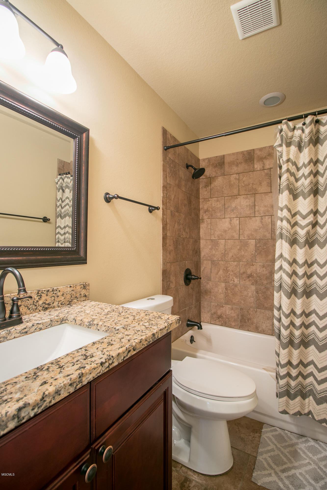 11613 Creekside Cove Gulfport, MS 39503 - Photo 8 of 15 11613 Creekwood Cove-102