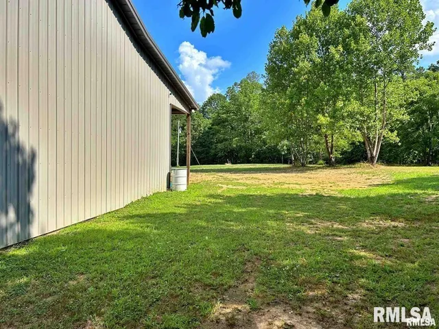 $275,000 | 40 Presley Loop, Golconda, IL 62938