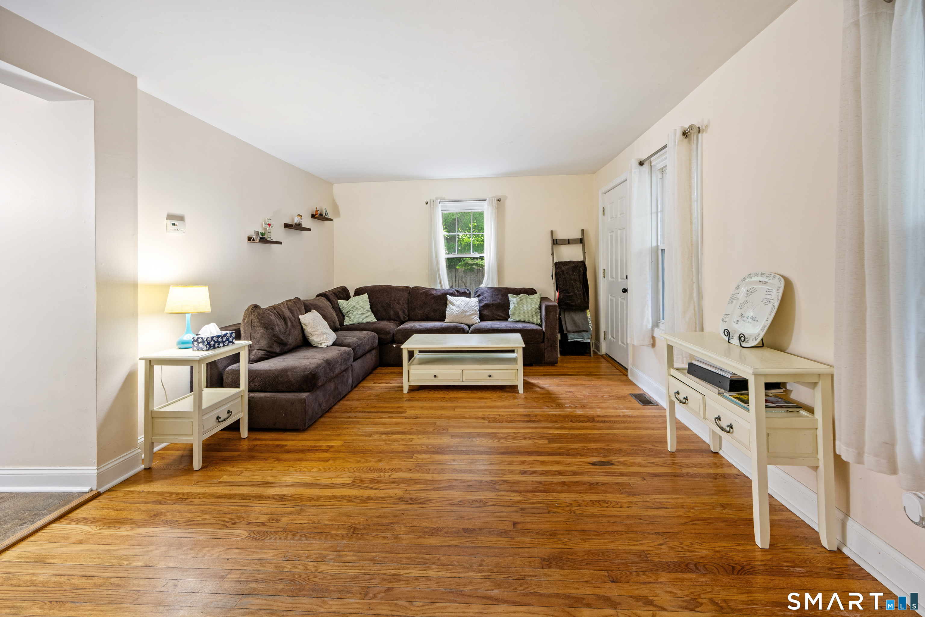 122 Chestnut Grove Road Watertown, CT 06795 - Photo 8 of 40