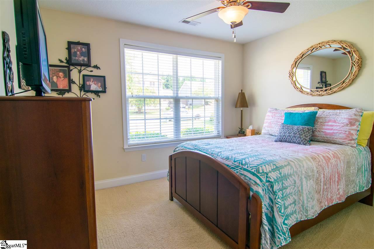 308 Kelly Farm Road Moore, SC 29369 - Photo 10 of 17