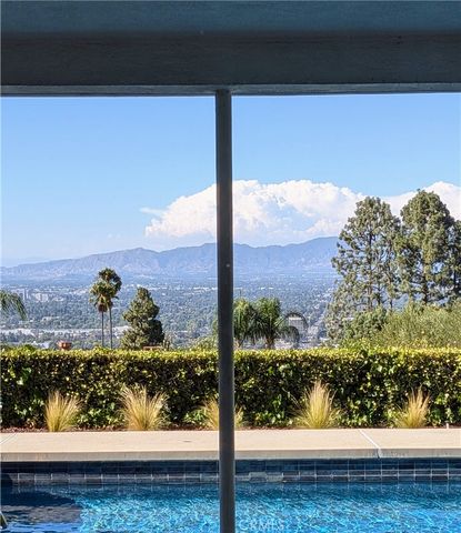 a view of a yard from a balcony