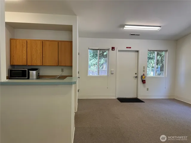 $1,600 | 51 Colwell Street, Port Hadlock, WA 98339