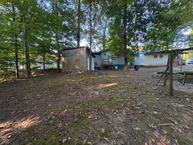 $60,000 | 10844 Private Road 570 West, Poland, IN 47868
