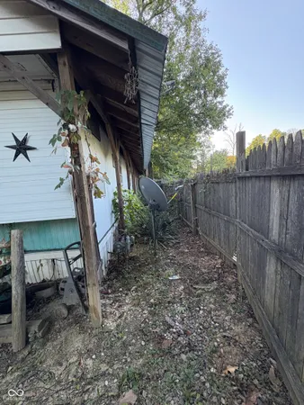 $60,000 | 10844 Private Road 570 West, Poland, IN 47868