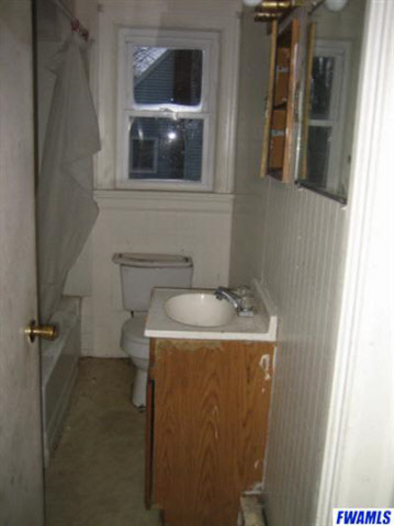 4506 East Paulding Road Fort Wayne, IN 46816 - Photo 4 of 5