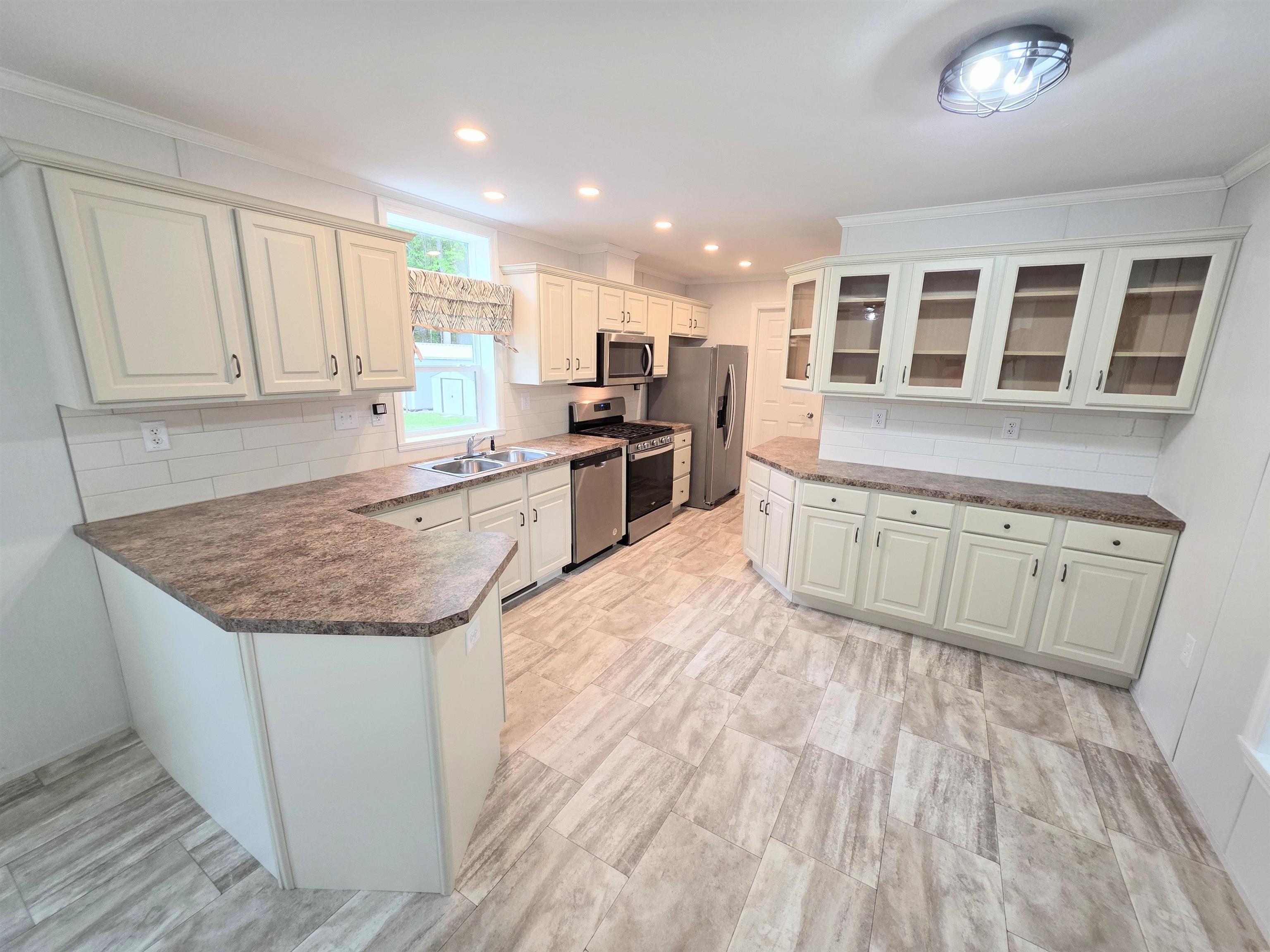 34 Stevens Drive Concord, NH 03301 - Photo 5 of 15