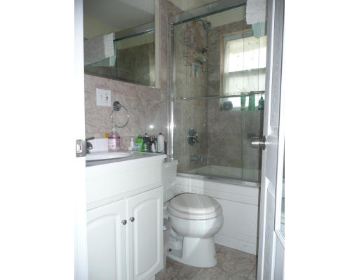 228 Springvale Avenue Everett, MA 02149 - Photo 14 of 18 Gallery Image 14