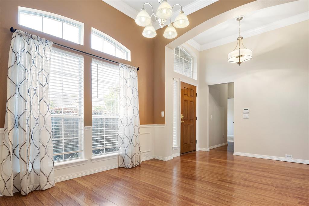 465 Ridge Meade Drive Lewisville, TX 75067 - Photo 3 of 38