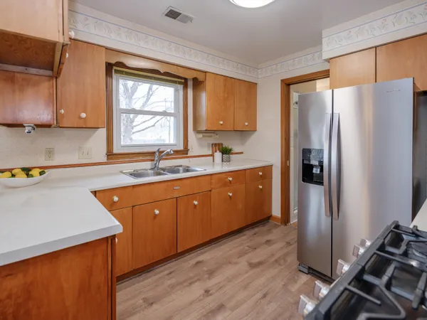 $269,900 | 745 Woodlark Street, Galesburg, MI 49053