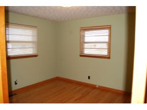 5609 Inca Lane Kingsport, TN 37664 - Photo 12 of 17 Bedroom 3