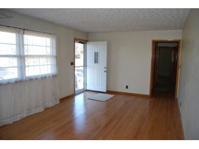5609 Inca Lane Kingsport, TN 37664 - Photo 13 of 17 Living RoomRefinished Hrdwds