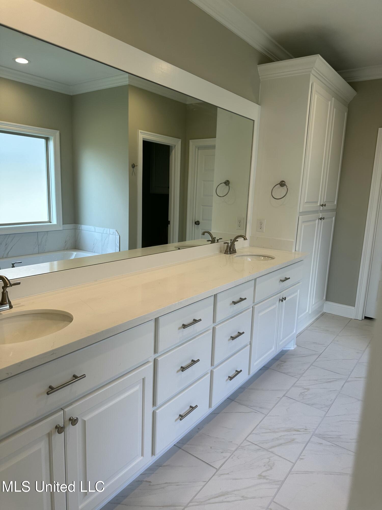 464 Aurora Circle Canton, MS 39046 - Photo 16 of 23 IMG_3716