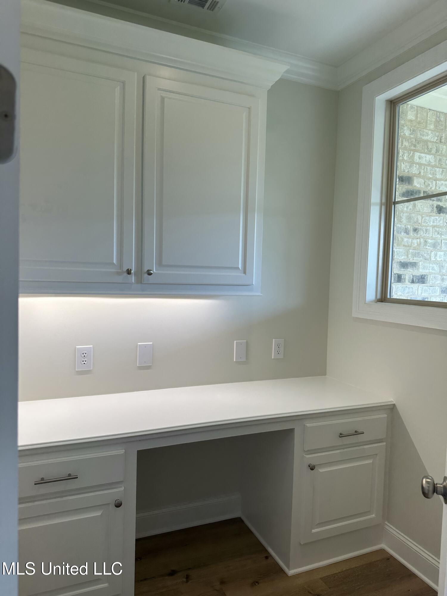 464 Aurora Circle Canton, MS 39046 - Photo 9 of 23 IMG_3709