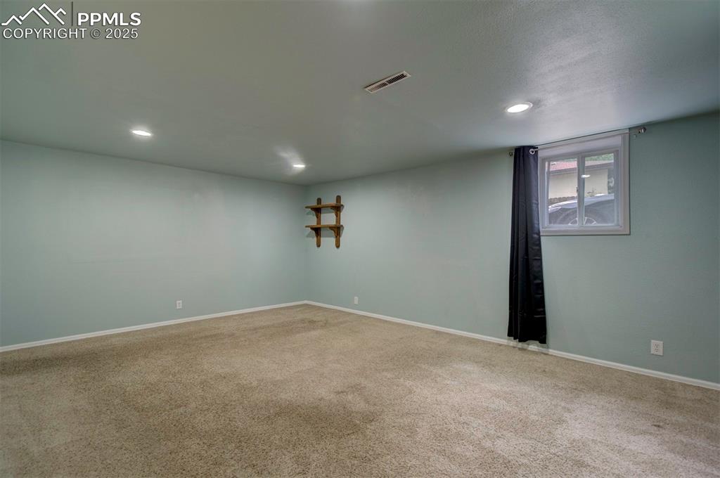 61 Louis Nelson Road Pueblo, CO 81001 - Photo 35 of 50 an empty room with windows