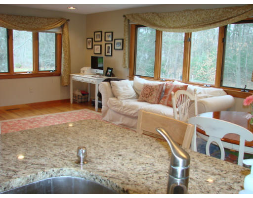 20 Marjorie Road Burlington, MA 01803 - Photo 11 of 24 Gallery Image 11