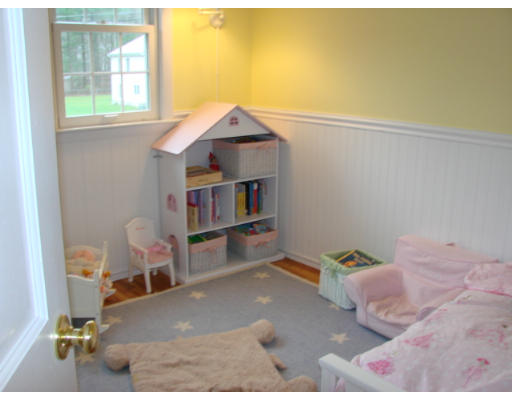 20 Marjorie Road Burlington, MA 01803 - Photo 16 of 24 Gallery Image 16