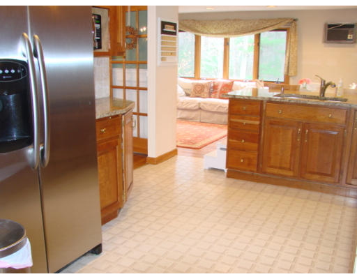 20 Marjorie Road Burlington, MA 01803 - Photo 6 of 24 Gallery Image 6