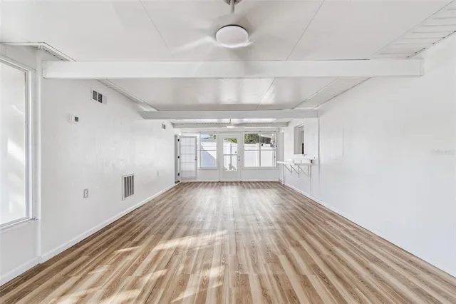 $535,000 | 1322 48th Avenue North, St. Petersburg, FL 33703