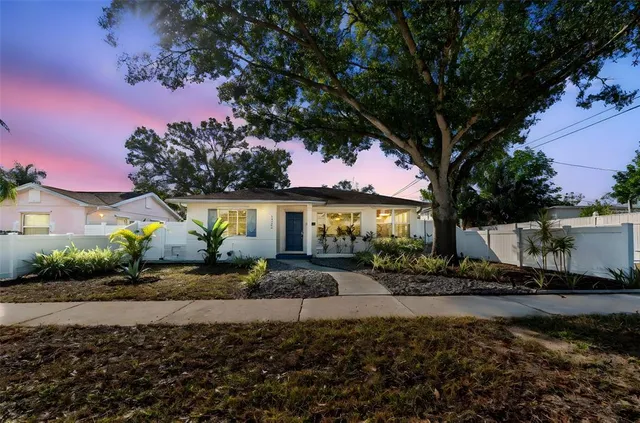 $535,000 | 1322 48th Avenue North, St. Petersburg, FL 33703