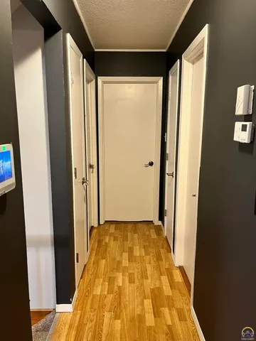 $285,000 | 3337 Southwest Arrowhead Road, Topeka, KS 66614