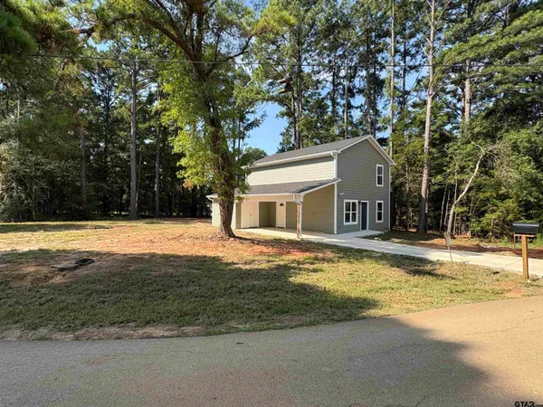 $1,550 | 305 Post Oak Drive, Bullard, TX 75757