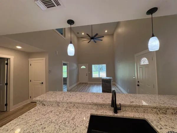 $1,550 | 305 Post Oak Drive, Bullard, TX 75757