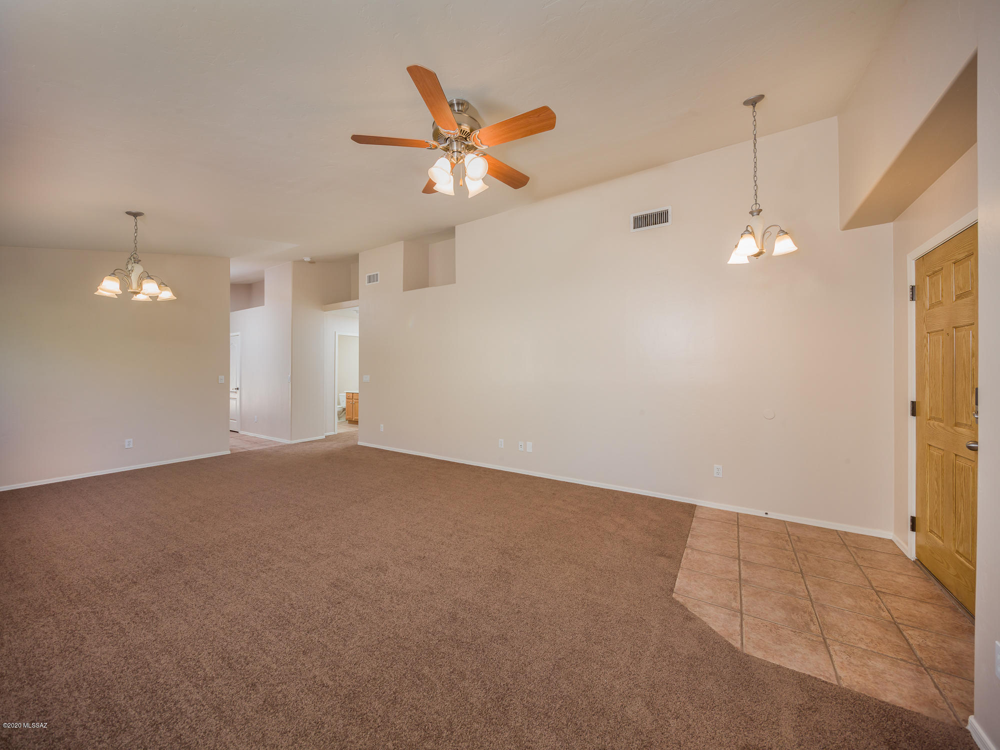 2383 West Golden Hills Road Tucson, AZ 85745 - Photo 8 of 24 Gallery Image 8