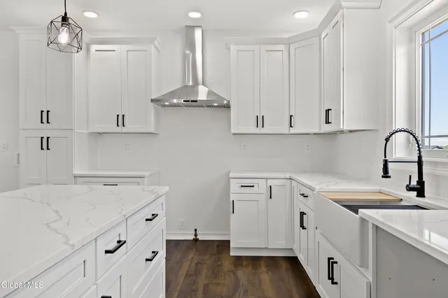 $524,900 | 734 Groveside Road, Pittstown, NY 12028