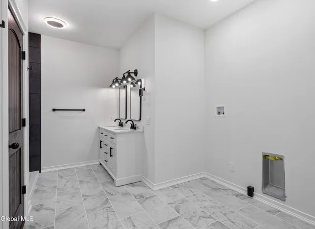 $524,900 | 734 Groveside Road, Pittstown, NY 12028