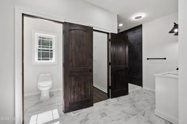 $524,900 | 734 Groveside Road, Pittstown, NY 12028