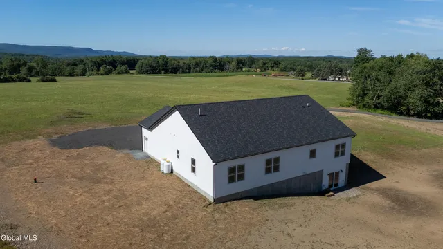 $524,900 | 734 Groveside Road, Pittstown, NY 12028