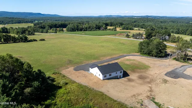 $524,900 | 734 Groveside Road, Pittstown, NY 12028