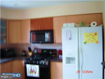 11232 Lockart Road Philadelphia, PA 19116 - Photo 2 of 12 Kitchen