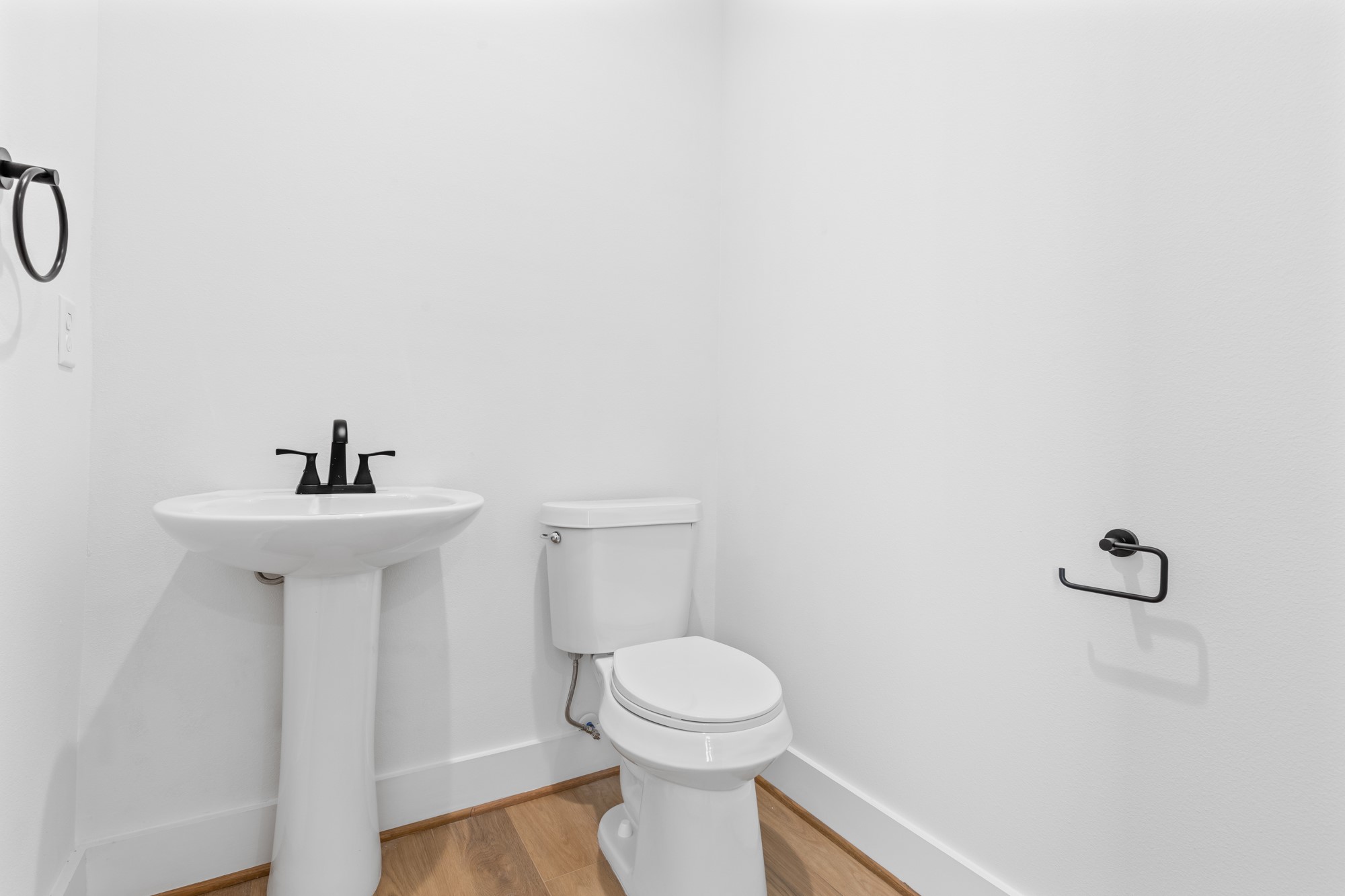 8403 Sunnyhill Street Houston, TX 77088 - Photo 13 of 27