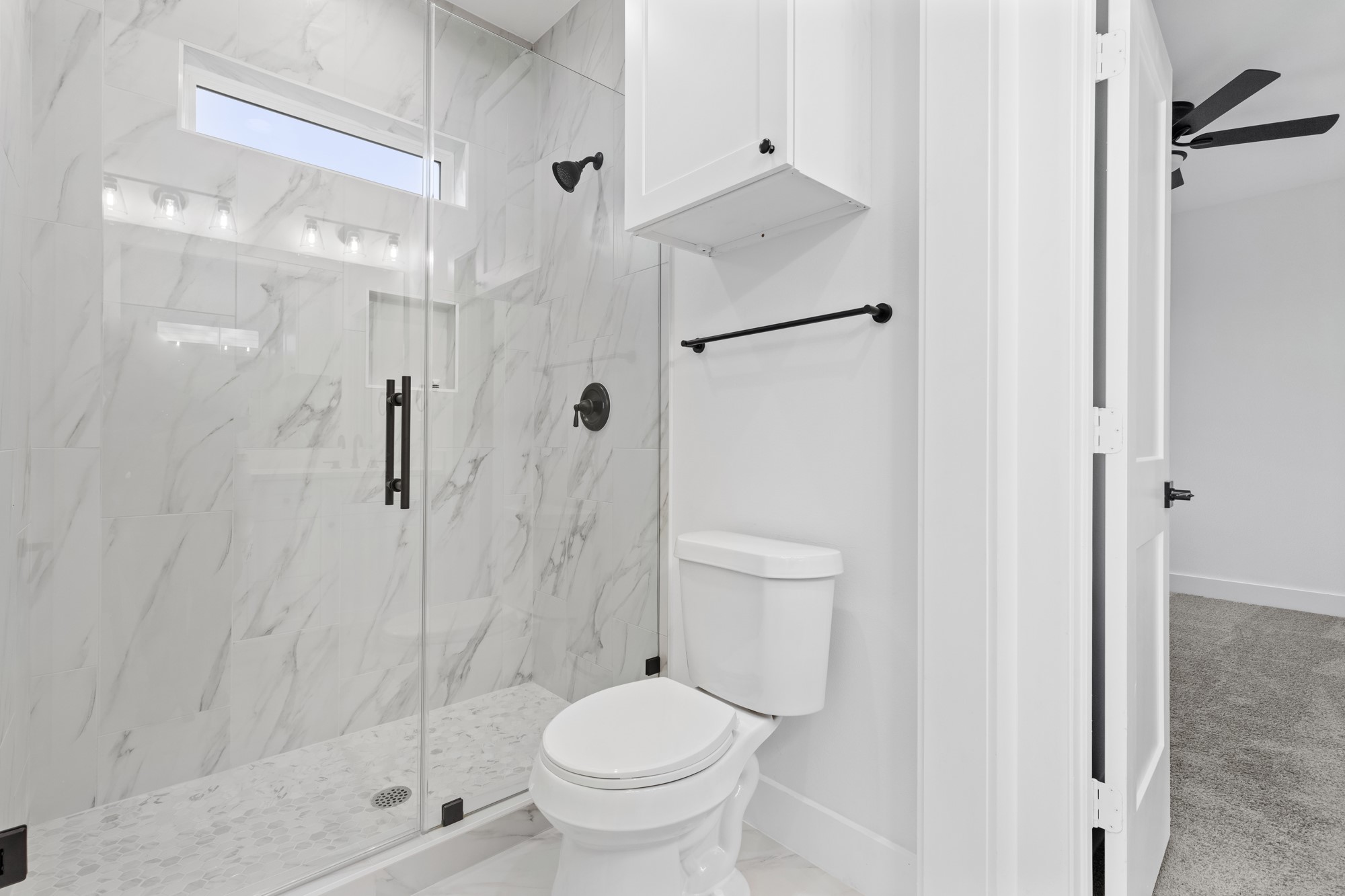 8403 Sunnyhill Street Houston, TX 77088 - Photo 10 of 27