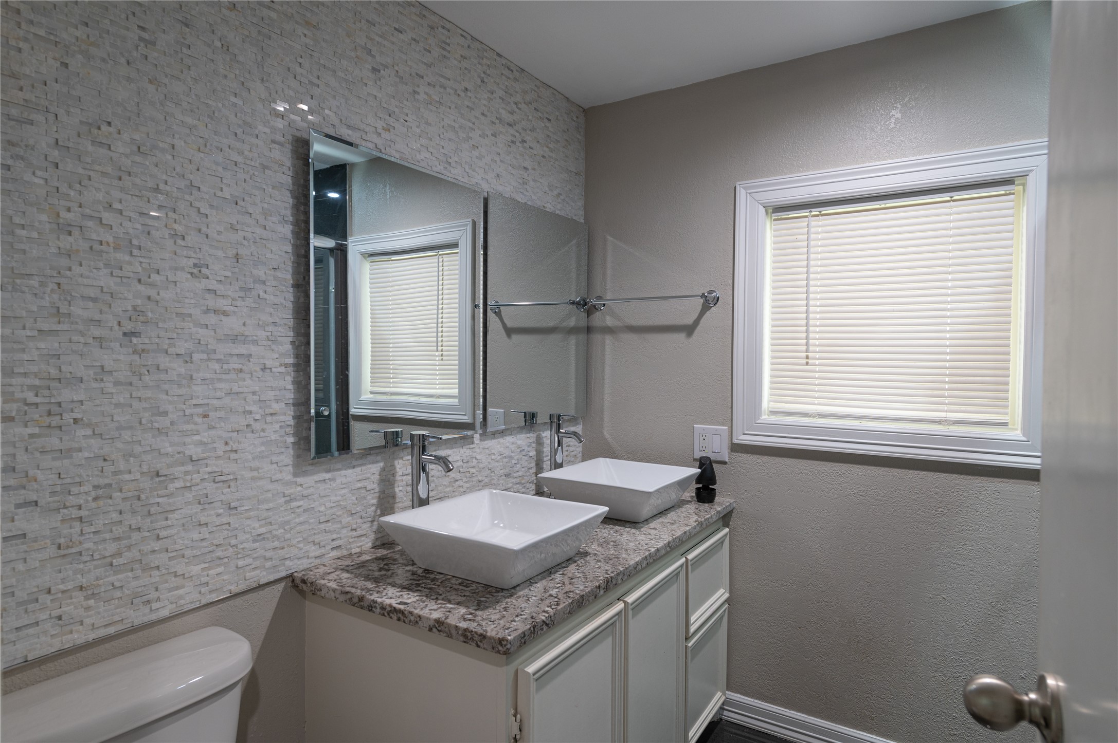 7610 Harlem Street Baytown, TX 77521 - Photo 19 of 21