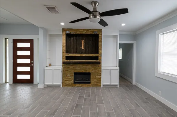 $1,795 | 7610 Harlem Street, Baytown, TX 77521