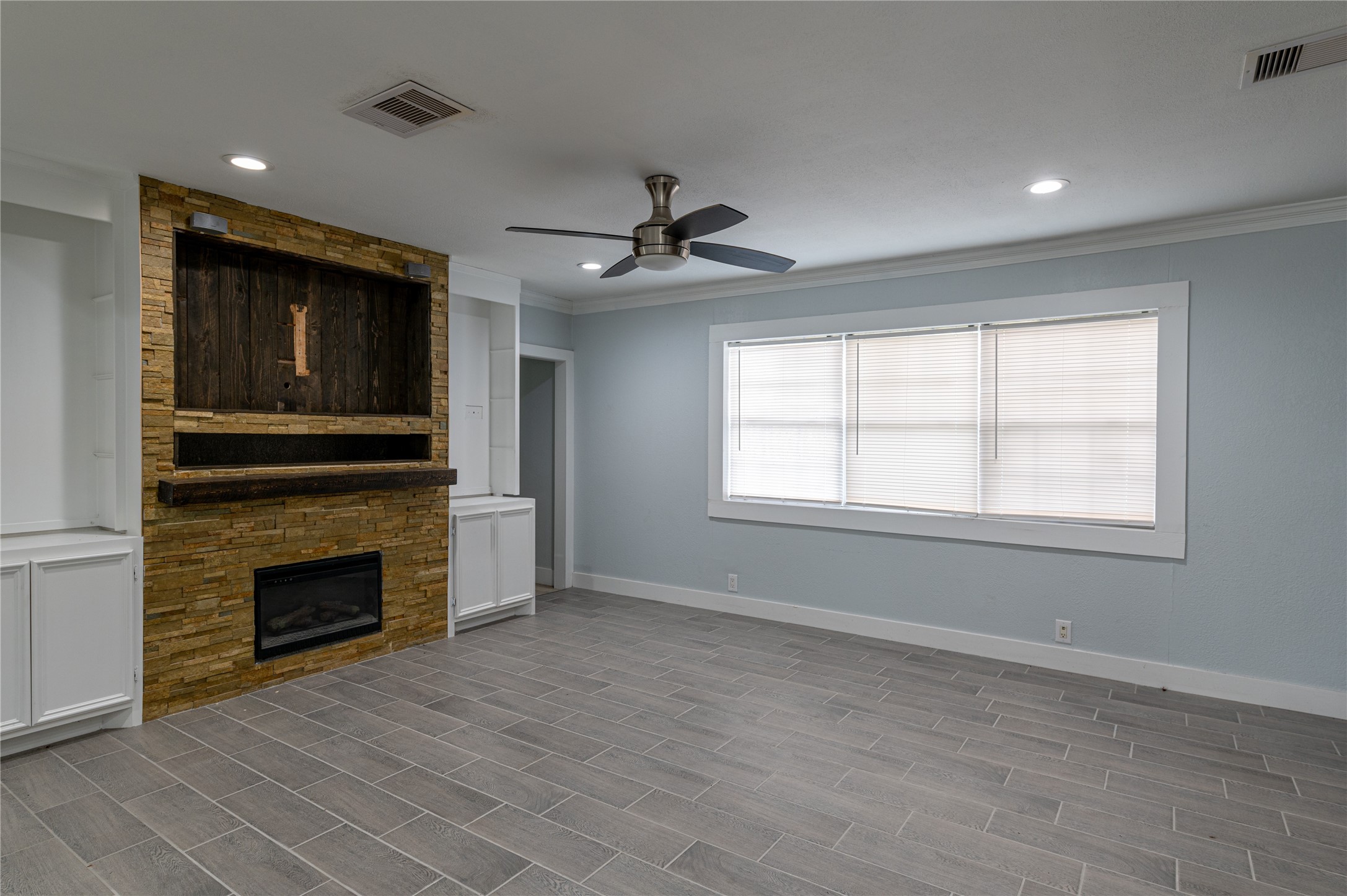 7610 Harlem Street Baytown, TX 77521 - Photo 6 of 21