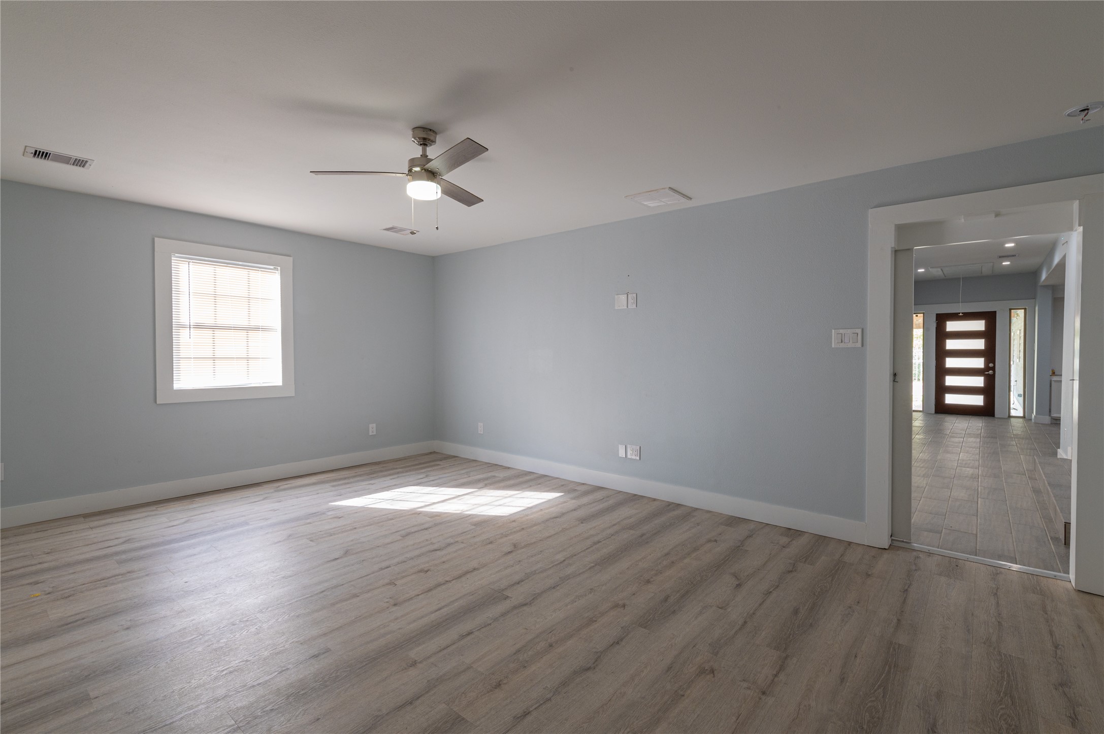 7610 Harlem Street Baytown, TX 77521 - Photo 10 of 21