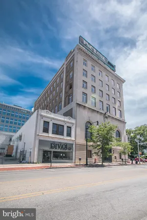 $1,595 | 1 West Main Street, Unit 903, Norristown, PA 19401