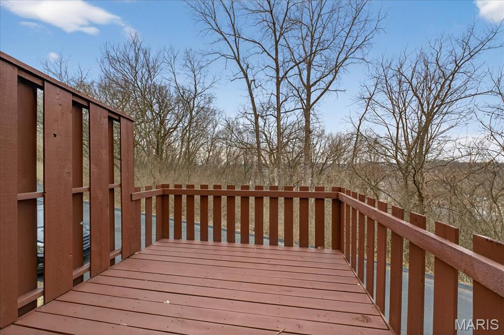 2327 Hidden Meadow Lane Ballwin, MO 63021 - Photo 17 of 31