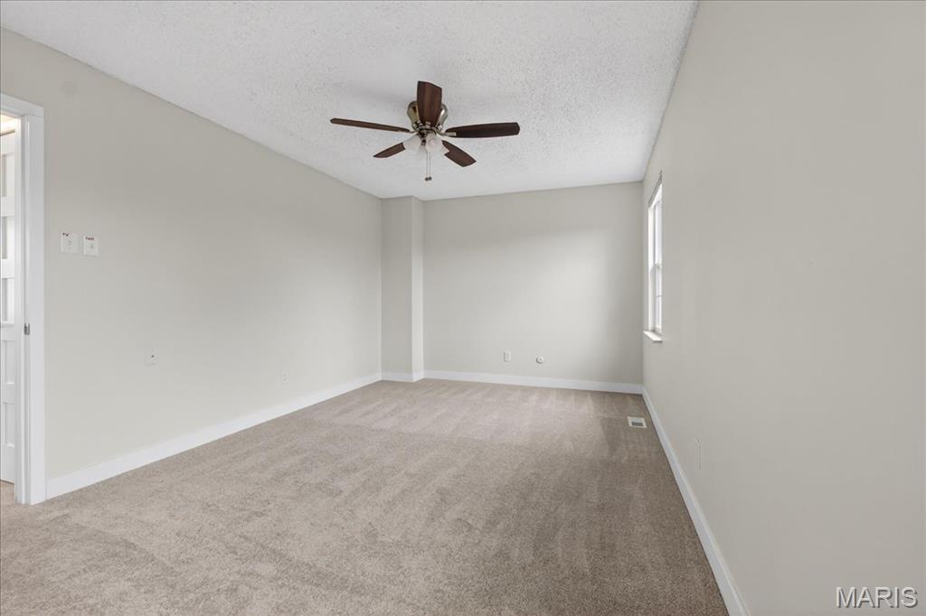 2327 Hidden Meadow Lane Ballwin, MO 63021 - Photo 22 of 31