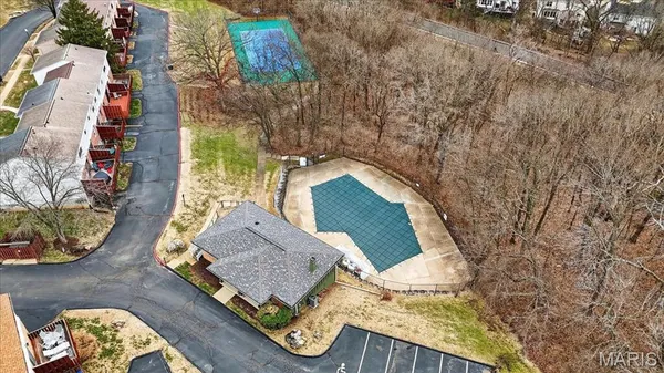 $200,000 | 2327 Hidden Meadow Lane, Ballwin, MO 63021