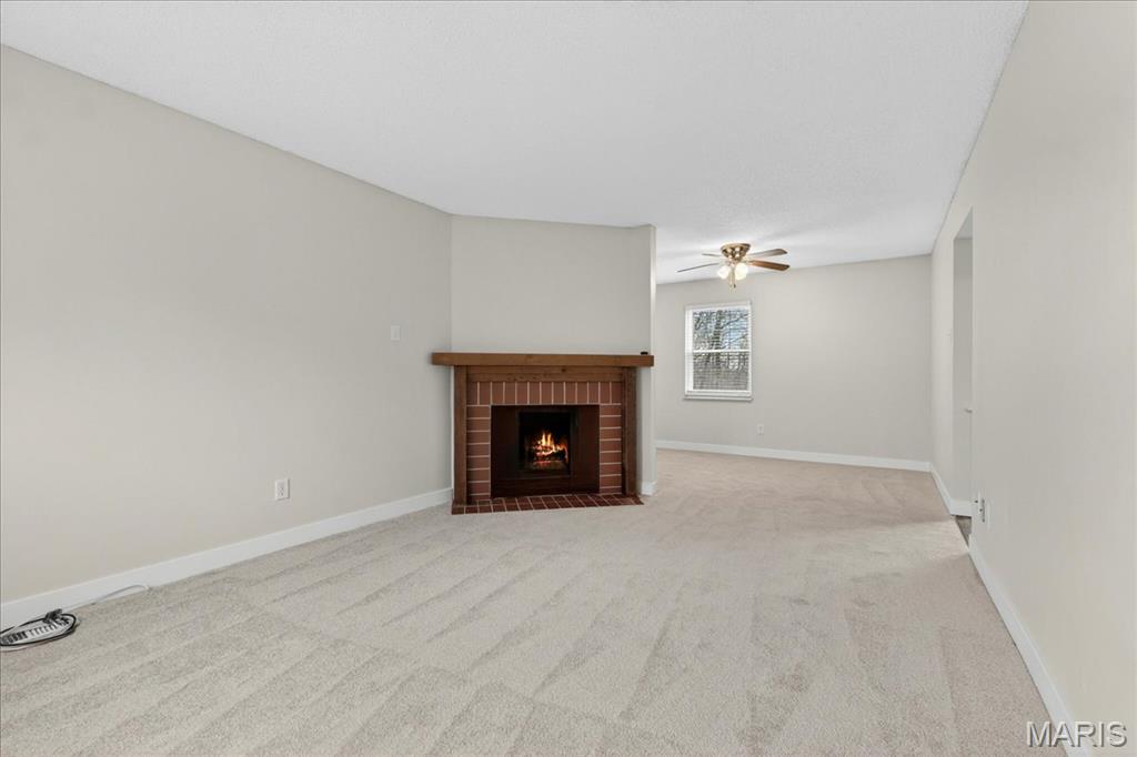 2327 Hidden Meadow Lane Ballwin, MO 63021 - Photo 7 of 31
