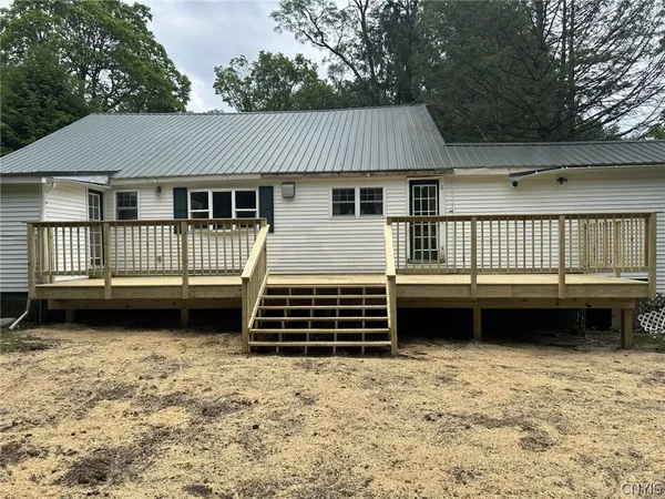 $219,900 | 85 Center Street, Constantia, NY 13042