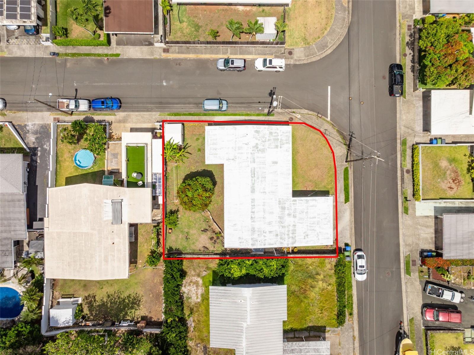 6014 Aimoku Street Honolulu, HI 96821 - Photo 4 of 25 View of the lot from above