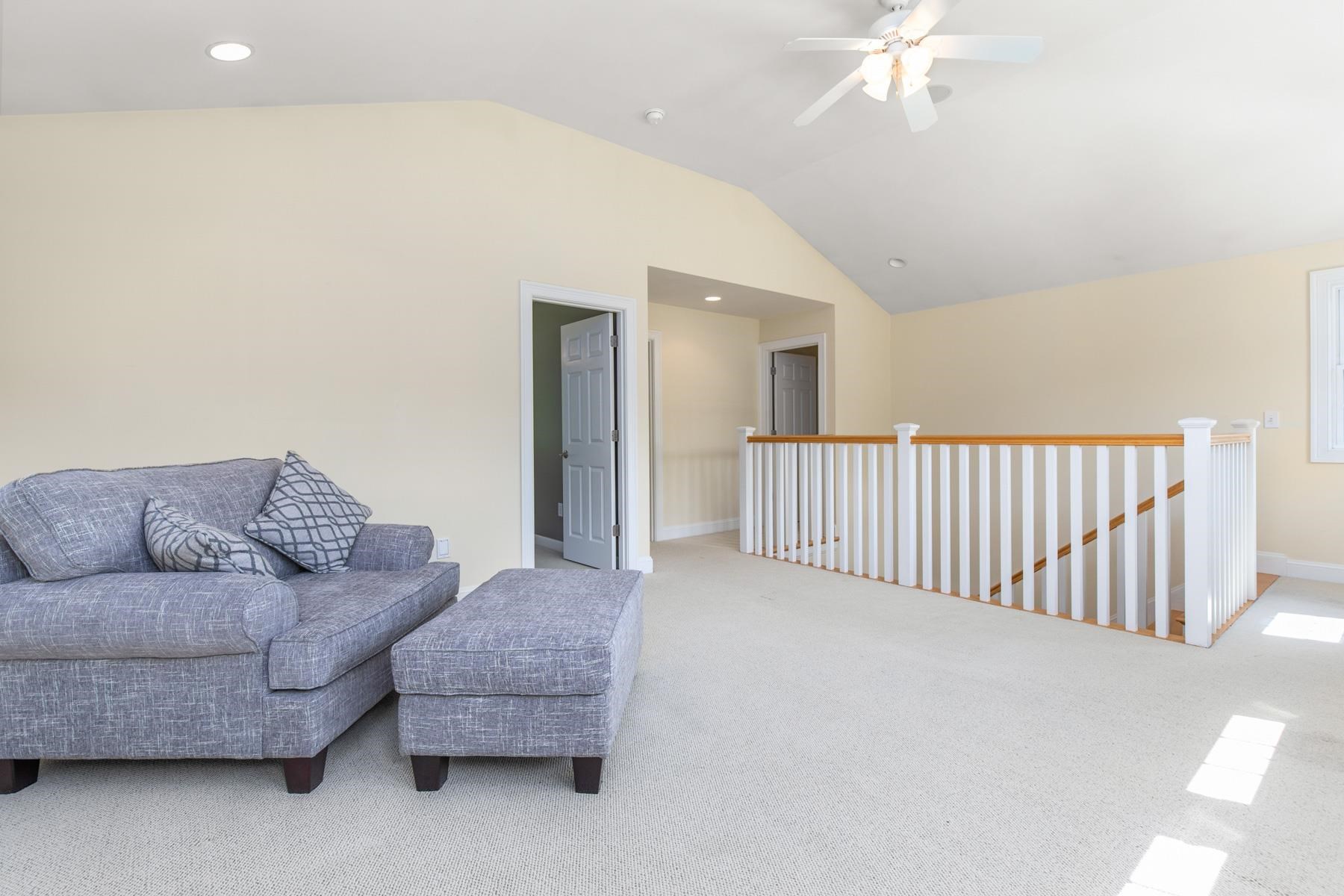 67 Sandown Road Chester, NH 03036 - Photo 29 of 40
