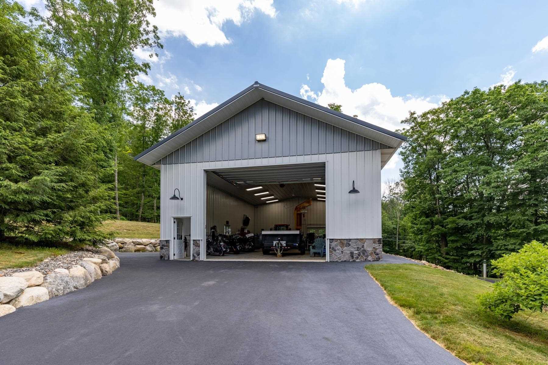 67 Sandown Road Chester, NH 03036 - Photo 8 of 40