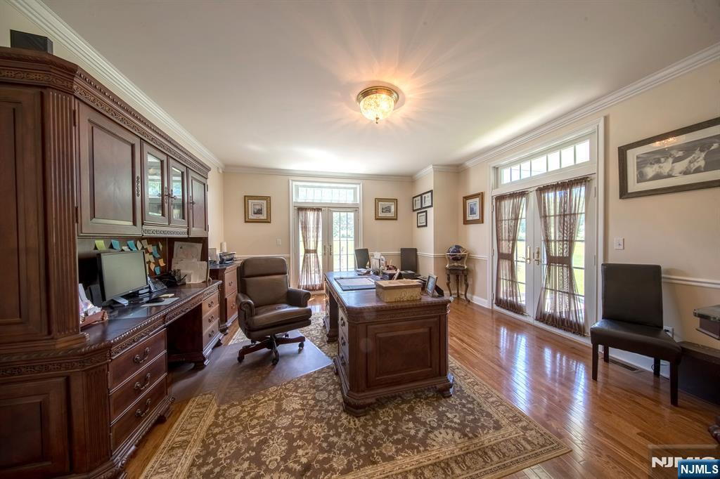 464 Mt Bethel Road Oxford, NJ 07863 - Photo 24 of 31 a living room with furniture rug and wooden floor